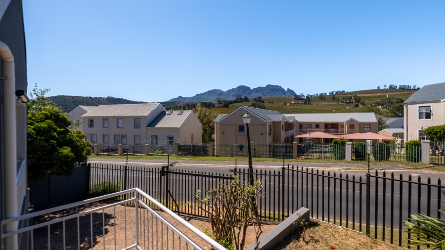 To Let 3 Bedroom Property for Rent in Klein Welgevonden Western Cape